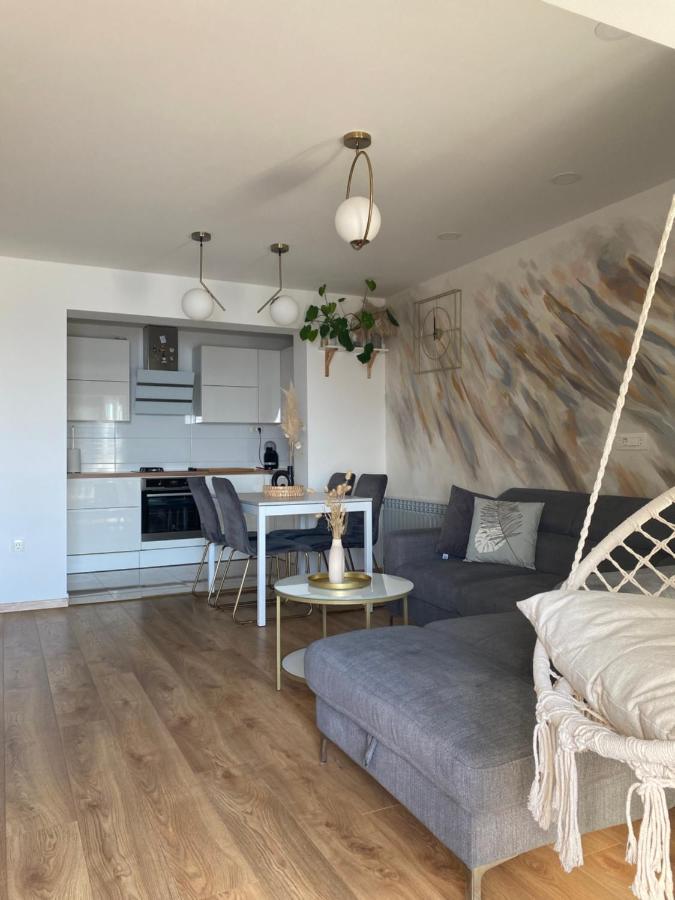 Apartments Niko, Near Beach, Free Parking, Wi-Fi Tucepi Ngoại thất bức ảnh